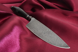 Nóż stylizowany na argentyńskie 